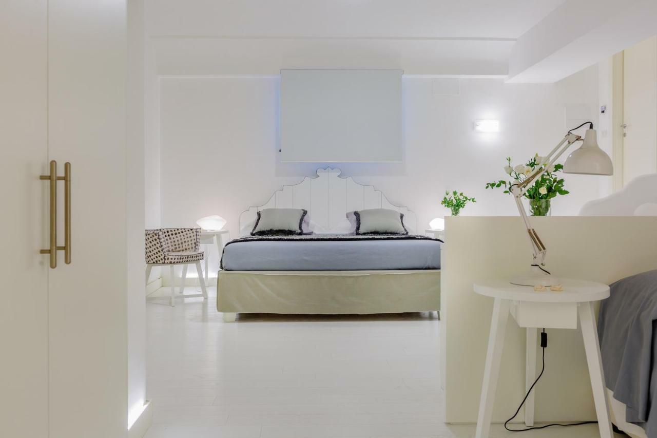 White Stylish Apartments 비코에쿠엔세 외부 사진