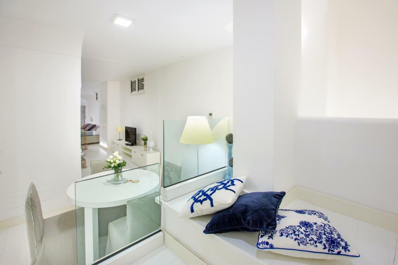 White Stylish Apartments 비코에쿠엔세 외부 사진