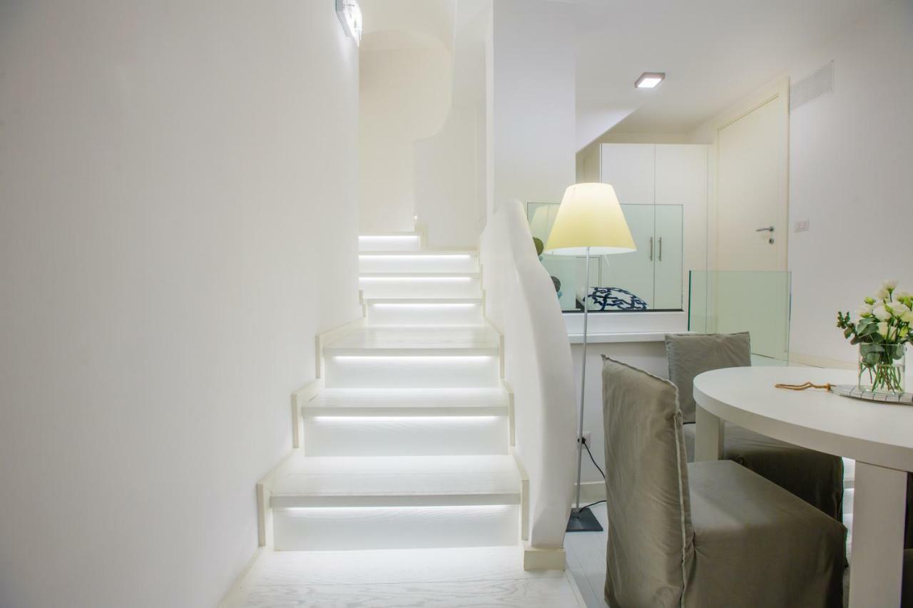 White Stylish Apartments 비코에쿠엔세 외부 사진